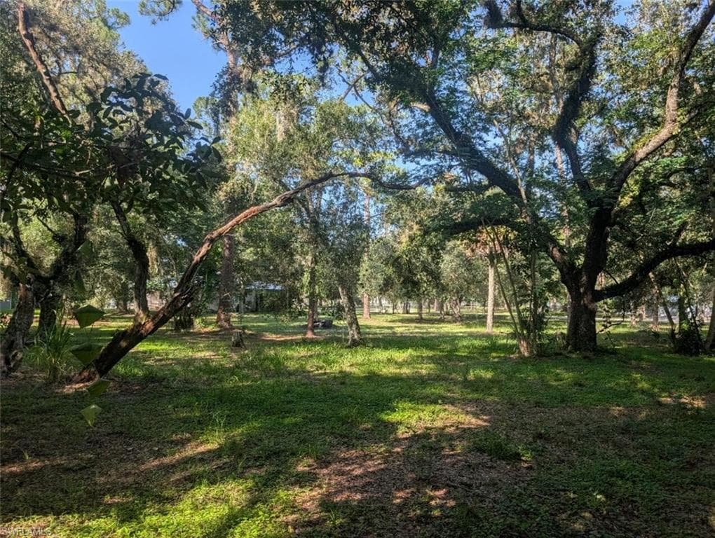 0 Hickory St, Labelle, FL 33935-21