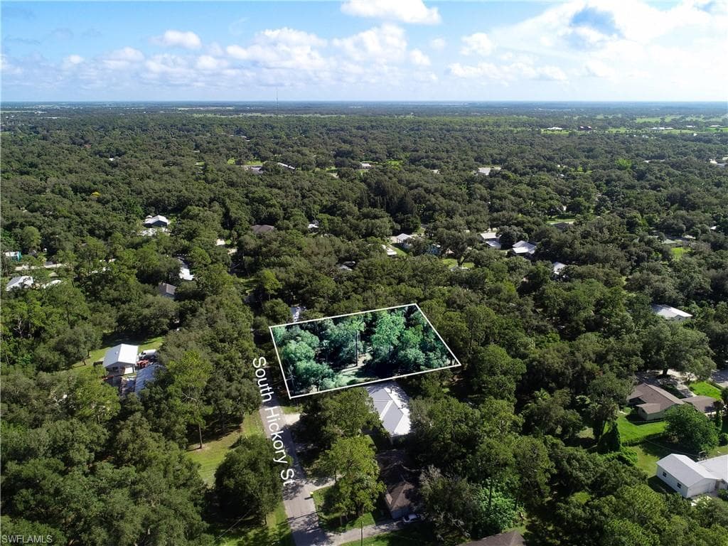 0 Hickory St, Labelle, FL 33935-8