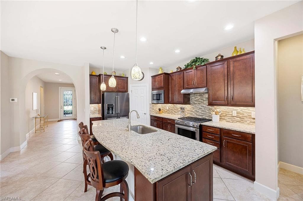12077 Winfield Cir, Fort Myers, FL 33966-9