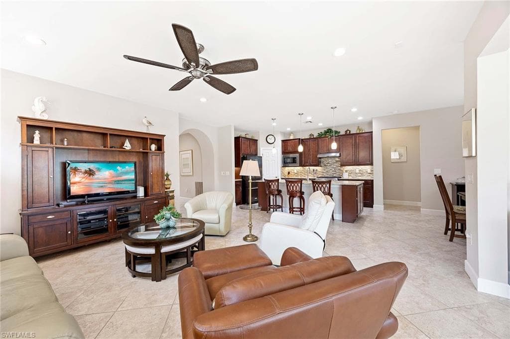 12077 Winfield Cir, Fort Myers, FL 33966-18