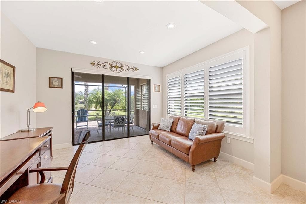 12077 Winfield Cir, Fort Myers, FL 33966-28
