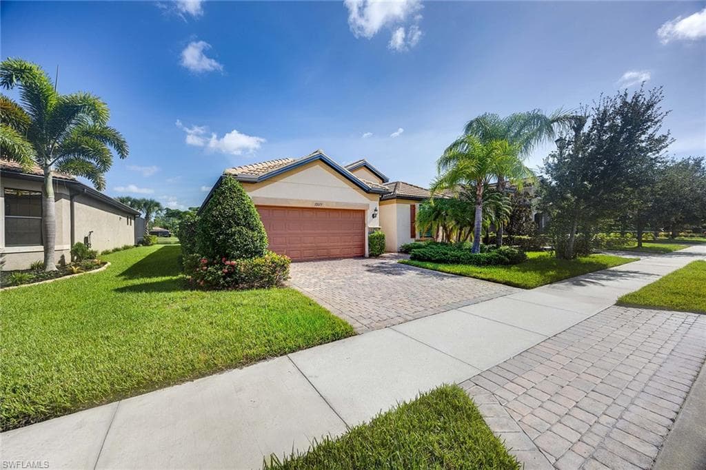 12077 Winfield Cir, Fort Myers, FL 33966-3