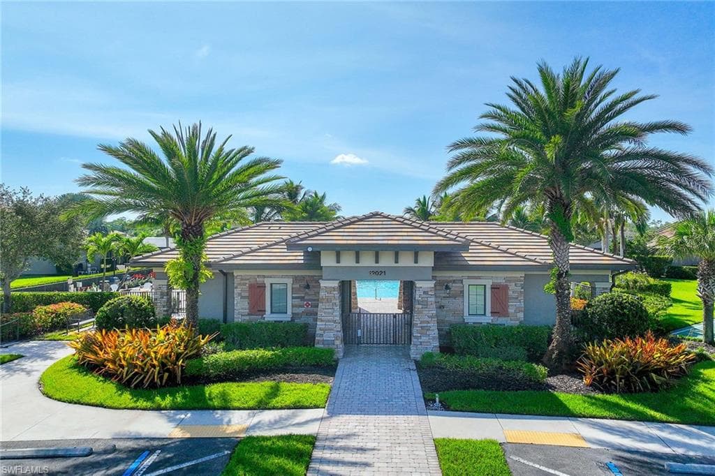 12077 Winfield Cir, Fort Myers, FL 33966-39