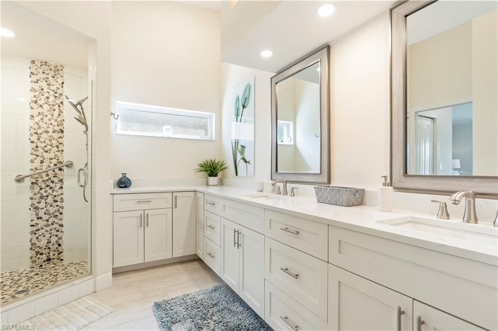 8605 Naples Heritage Dr 226, Naples, FL 34112-18