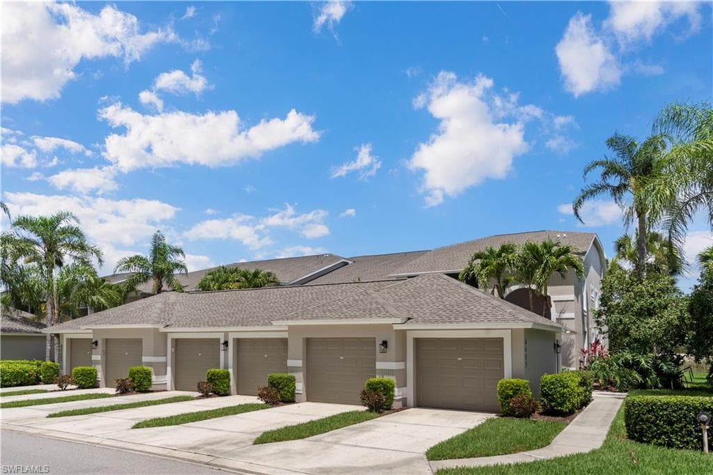 8605 Naples Heritage Dr 226, Naples, FL 34112-24
