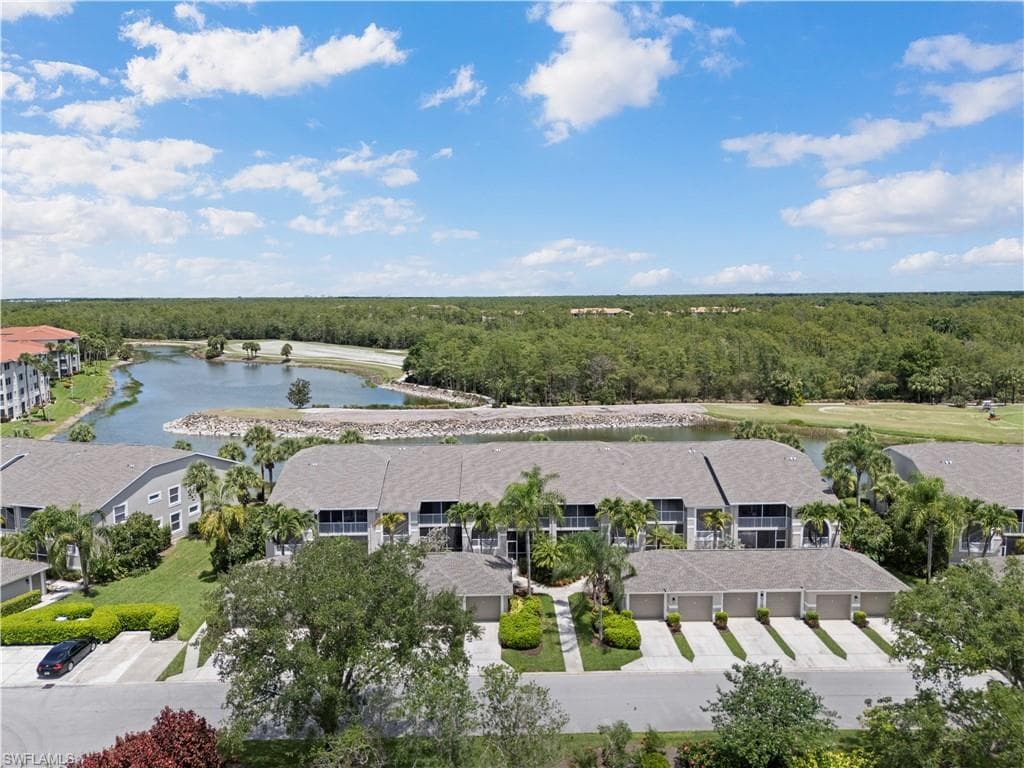 8605 Naples Heritage Dr 226, Naples, FL 34112-25