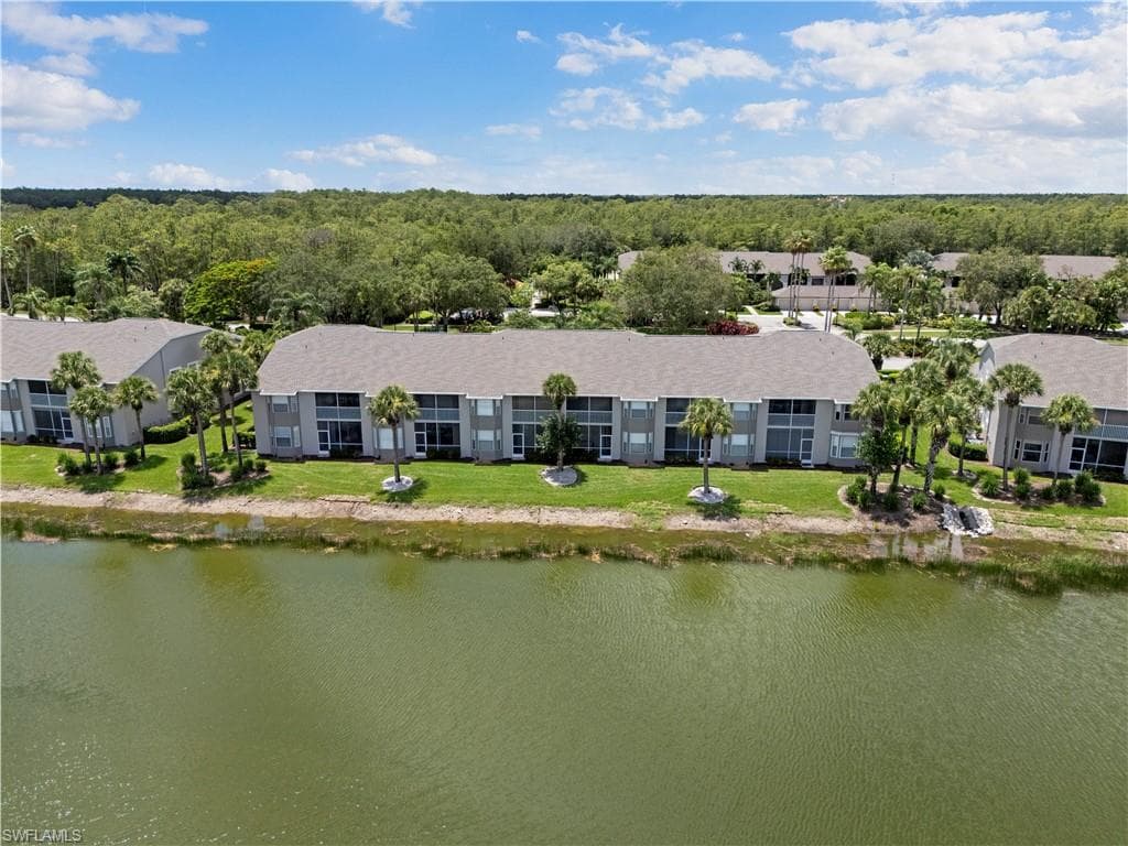 8605 Naples Heritage Dr 226, Naples, FL 34112-26