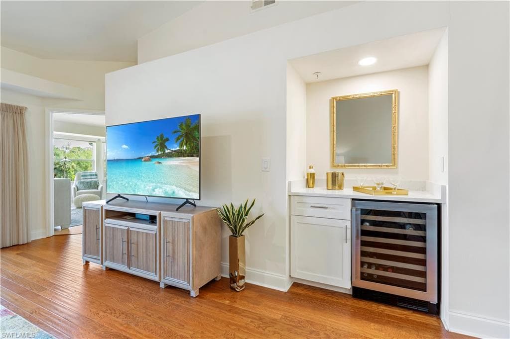 8605 Naples Heritage Dr 226, Naples, FL 34112-7