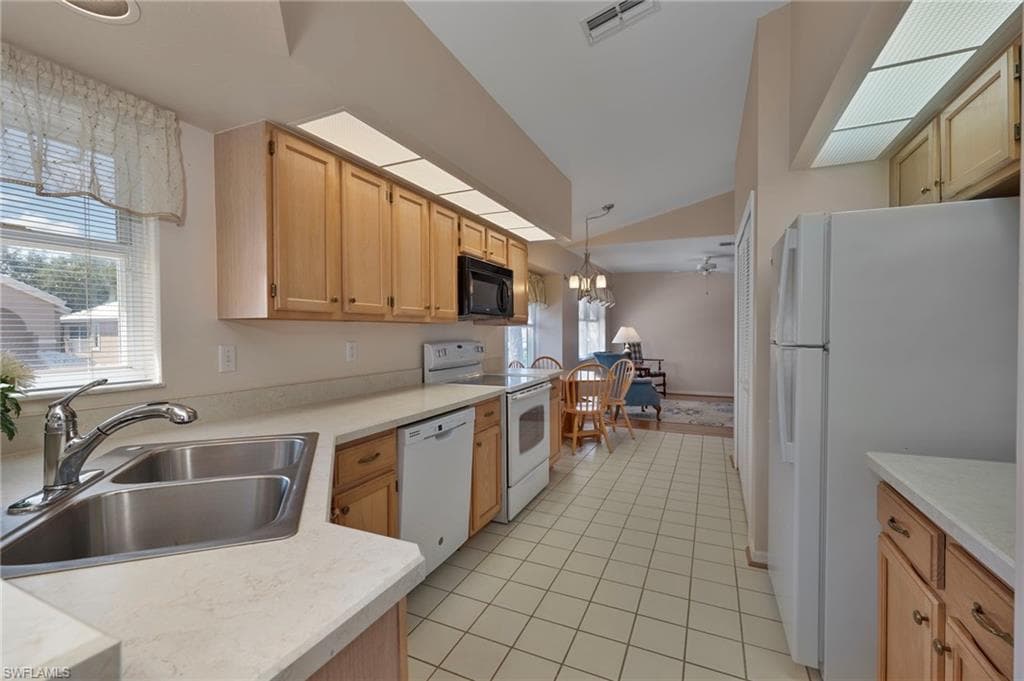 3991 Windward Passage Cir 202, Bonita Springs, FL 34134-5