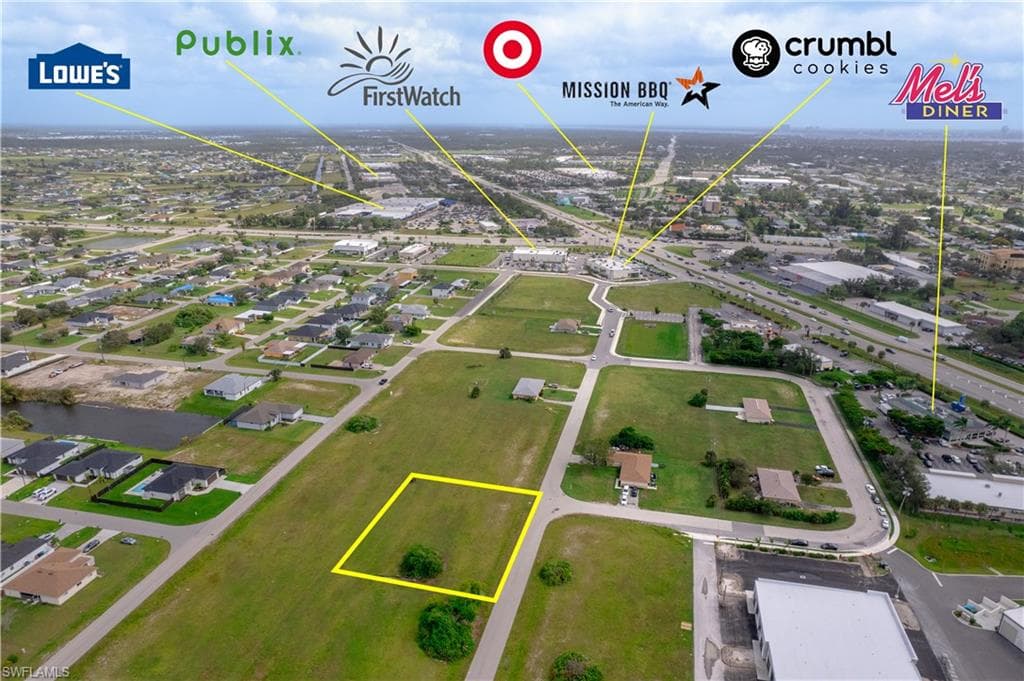 1313 8th Ter, Cape Coral, FL 33909-2