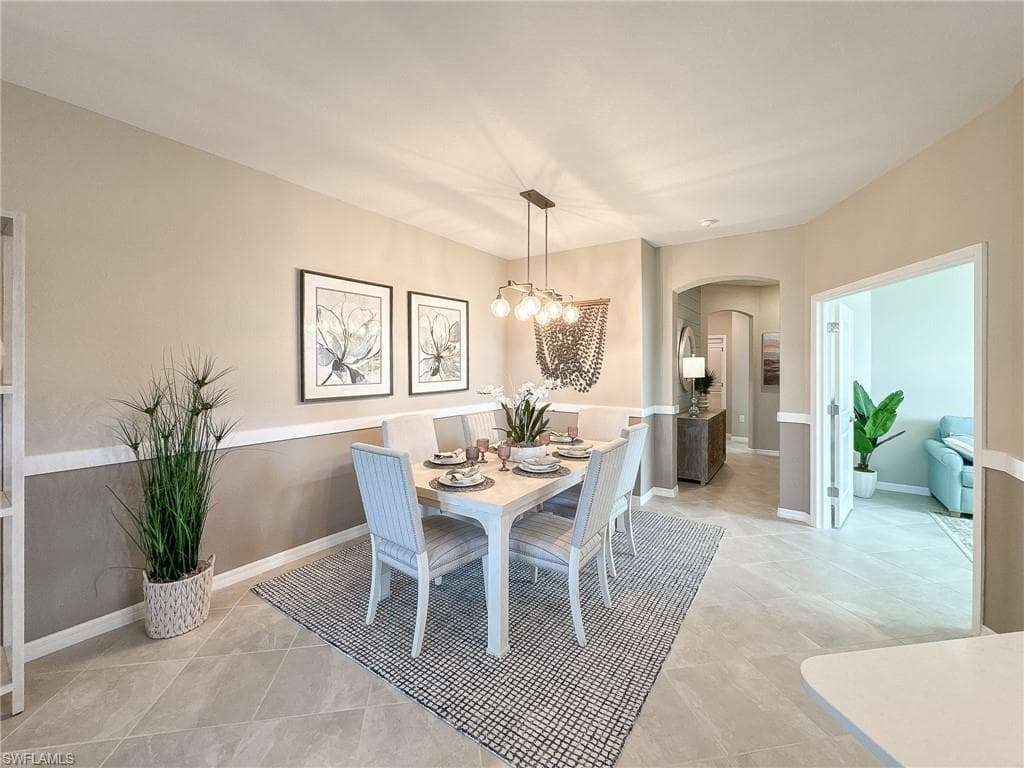 2039 Vermont Ln, Naples, FL 34120-11