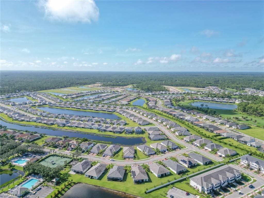 2039 Vermont Ln, Naples, FL 34120-41