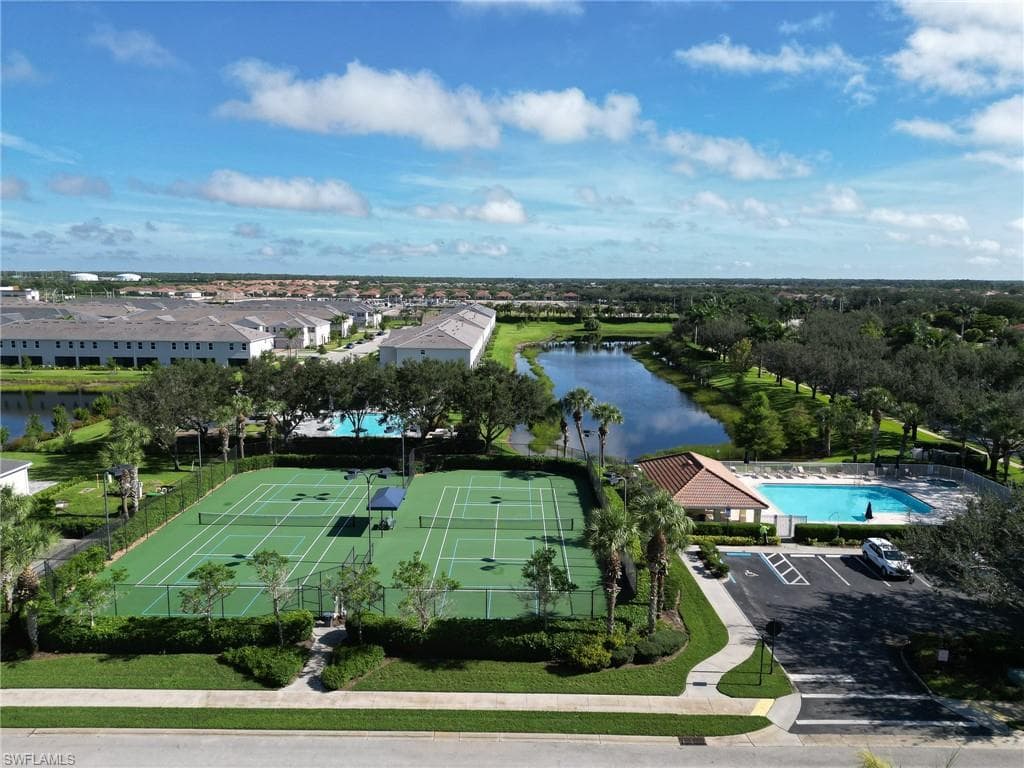 2039 Vermont Ln, Naples, FL 34120-46