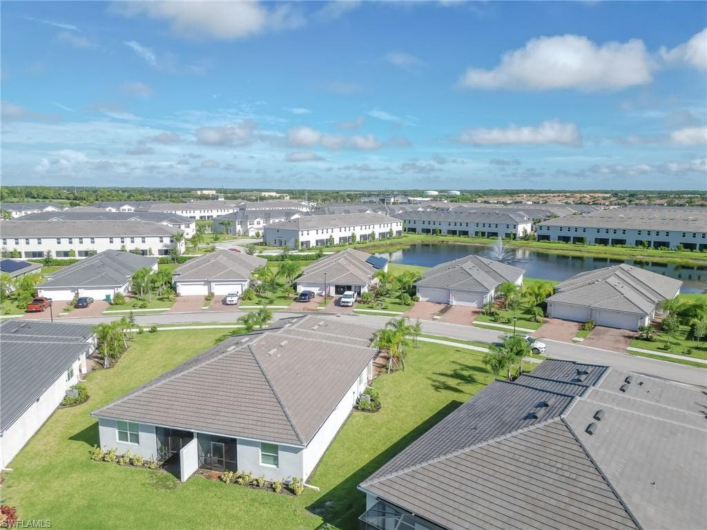 2039 Vermont Ln, Naples, FL 34120-49