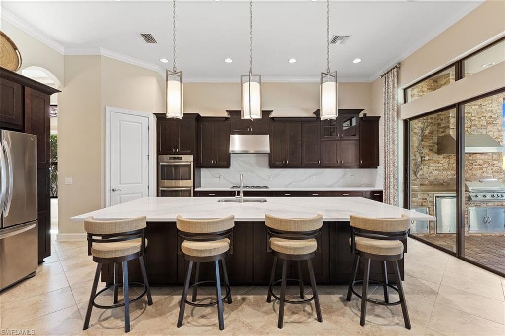 8828 Savona Ct, Naples, FL 34119-11