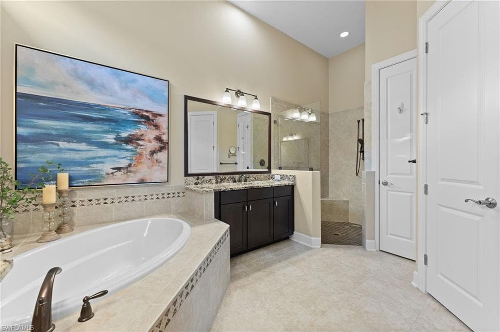 8828 Savona Ct, Naples, FL 34119-17