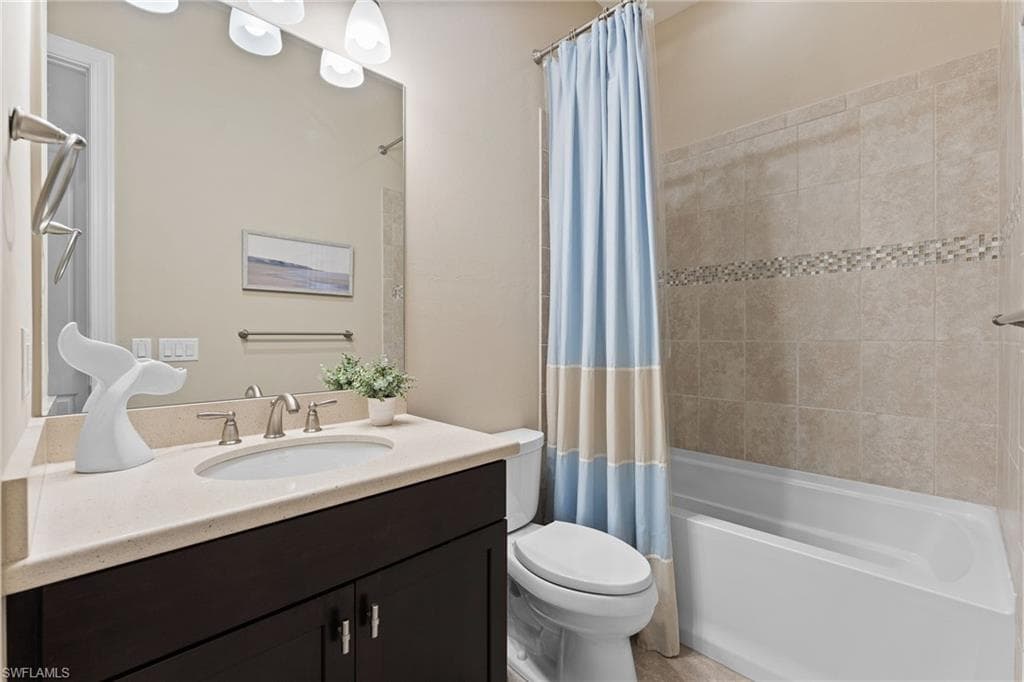 8828 Savona Ct, Naples, FL 34119-20