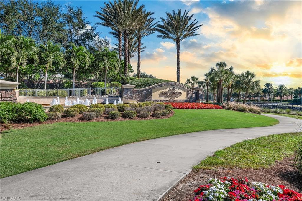 8828 Savona Ct, Naples, FL 34119-50