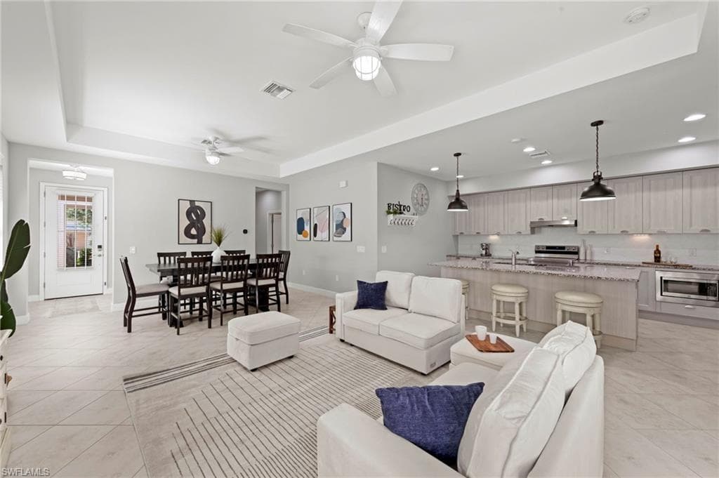14151 Nautica Ct, Naples, FL 34114-7