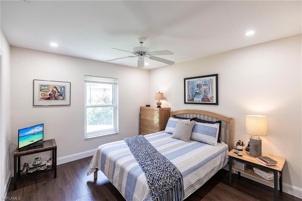 8529 Mustang Dr, Naples, FL 34113-13