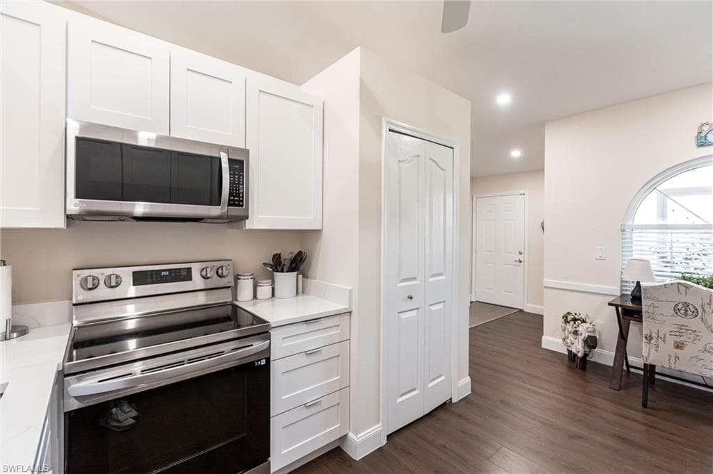 8529 Mustang Dr, Naples, FL 34113-6