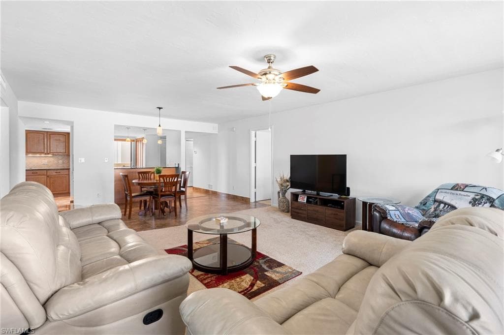 838 Elkcam Cir 302, Marco Island, FL 34145-16