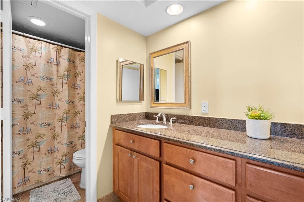 838 Elkcam Cir 302, Marco Island, FL 34145-28