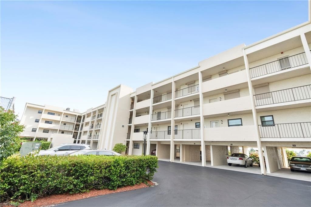 838 Elkcam Cir 302, Marco Island, FL 34145-4