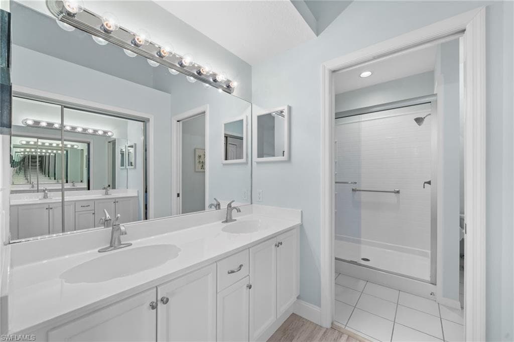 13120 Castle Harbour Dr N4, Naples, FL 34110-17