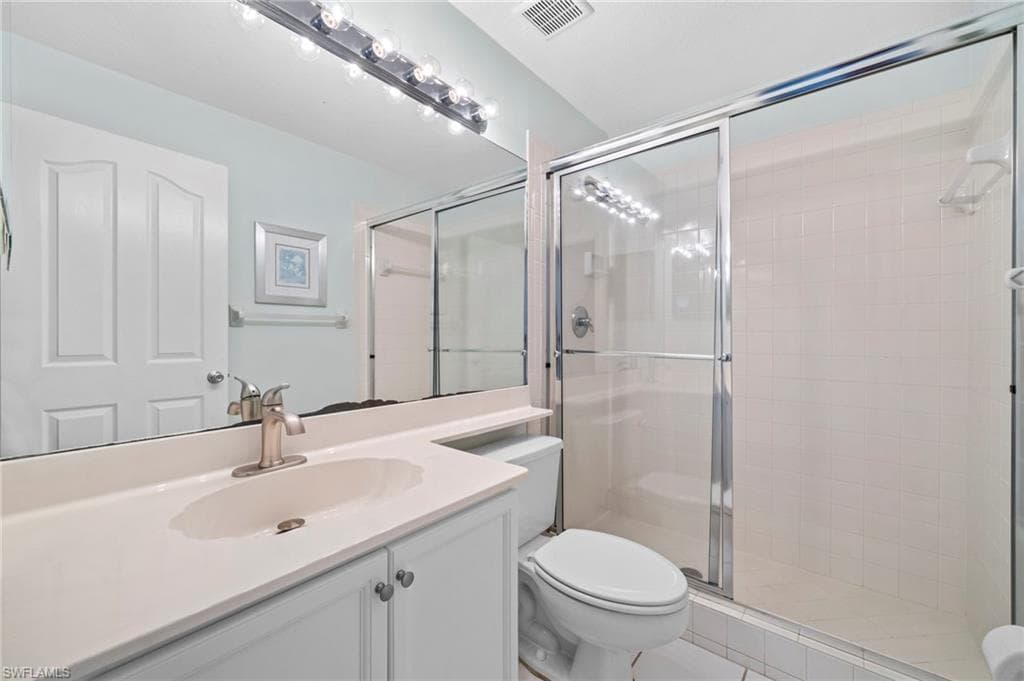 13120 Castle Harbour Dr N4, Naples, FL 34110-21