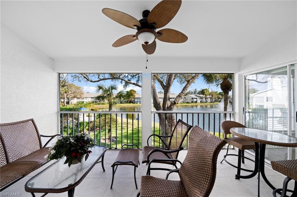 13120 Castle Harbour Dr N4, Naples, FL 34110-7