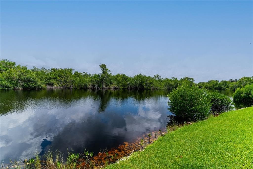 1385 Mainsail Dr 1801, Naples, FL 34114-1