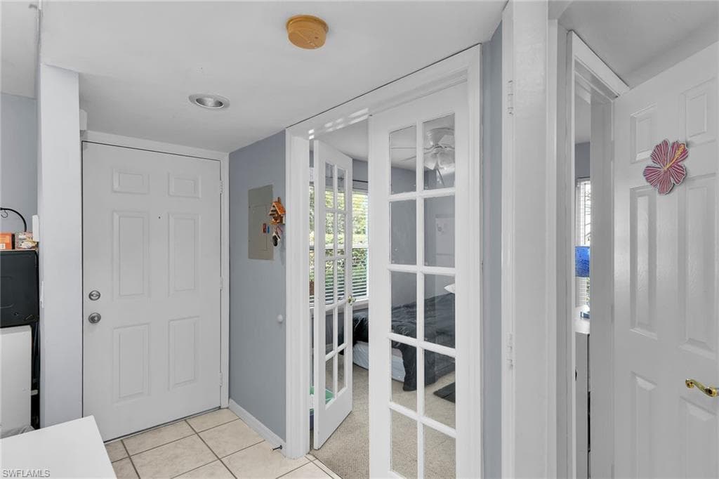 1385 Mainsail Dr 1801, Naples, FL 34114-4