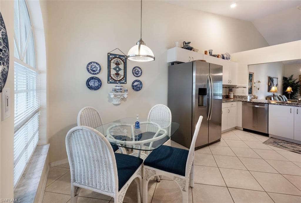 6284 Shadowood Cir 1602, Naples, FL 34112-10