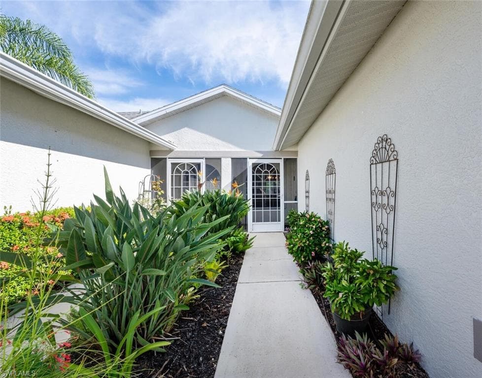 6284 Shadowood Cir 1602, Naples, FL 34112-28
