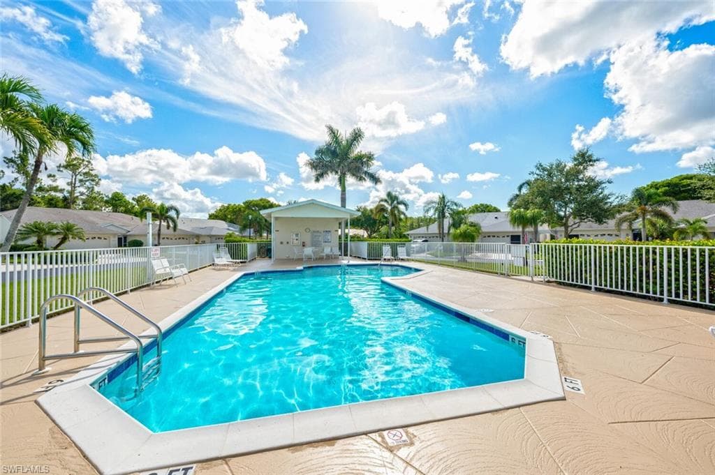 6284 Shadowood Cir 1602, Naples, FL 34112-29