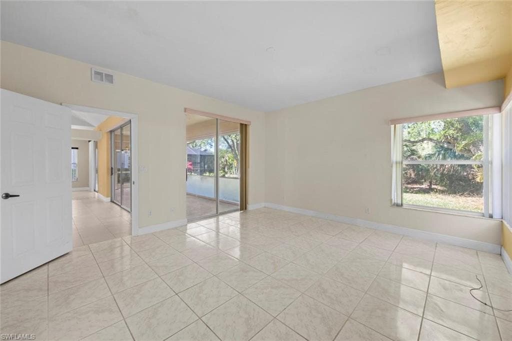743 Provincetown Dr, Naples, FL 34104-9