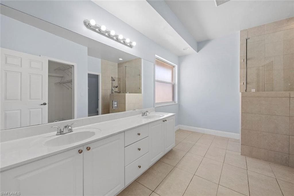 743 Provincetown Dr, Naples, FL 34104-8