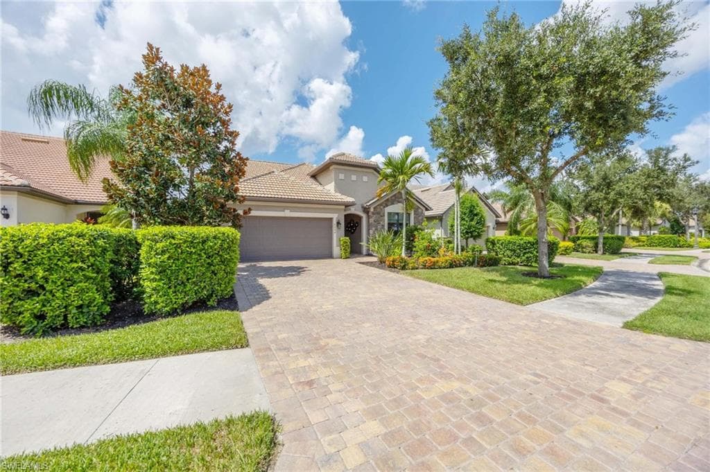6064 Victory Dr, Ave Maria, FL 34142-4