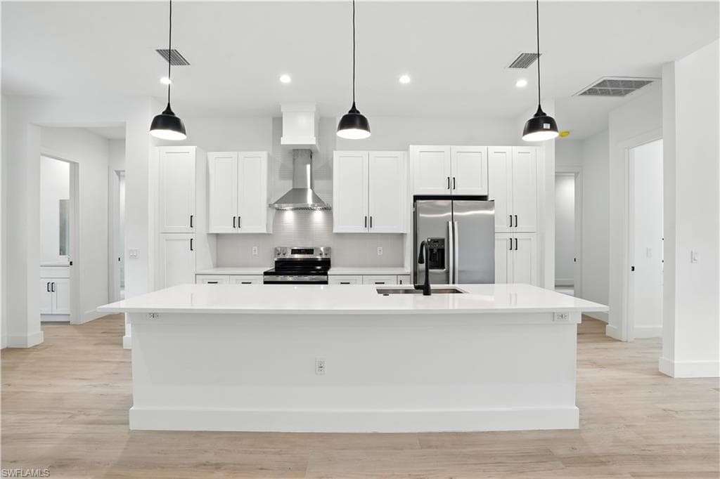 3459 18th Ave SE, Naples, FL 34117-15