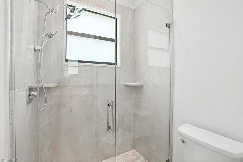3459 18th Ave SE, Naples, FL 34117-33