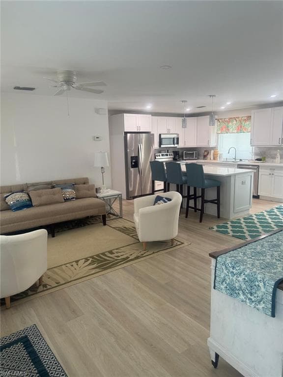 3530 Santiago Way, Naples, FL 34105-9