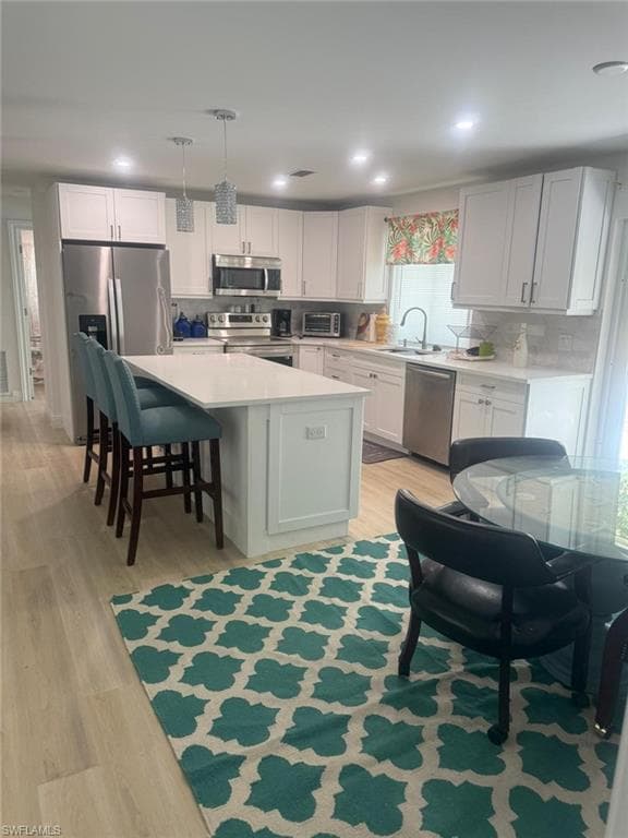 3530 Santiago Way, Naples, FL 34105-3