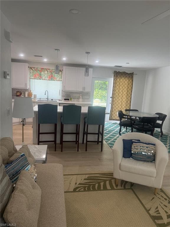 3530 Santiago Way, Naples, FL 34105-6