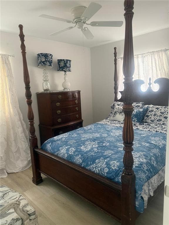 3530 Santiago Way, Naples, FL 34105-7