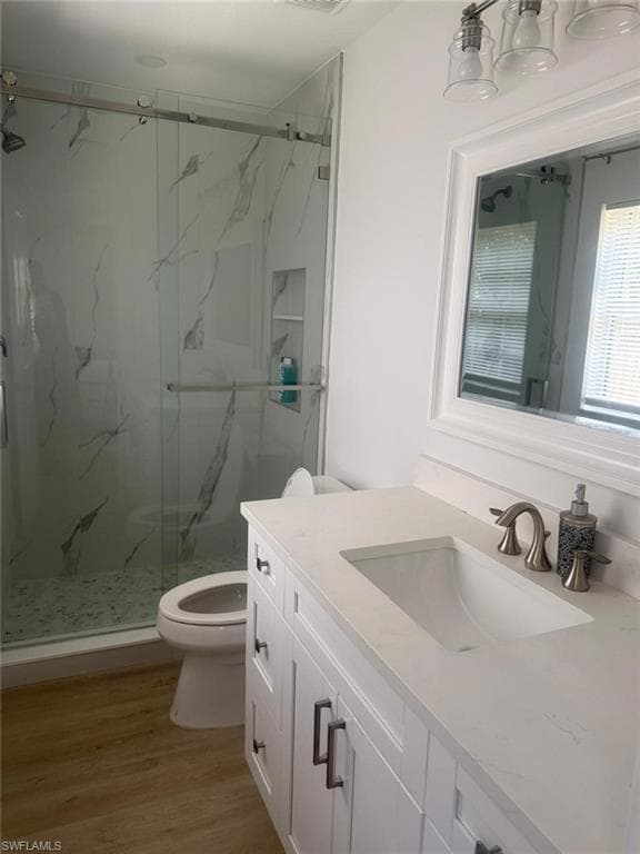 3530 Santiago Way, Naples, FL 34105-8