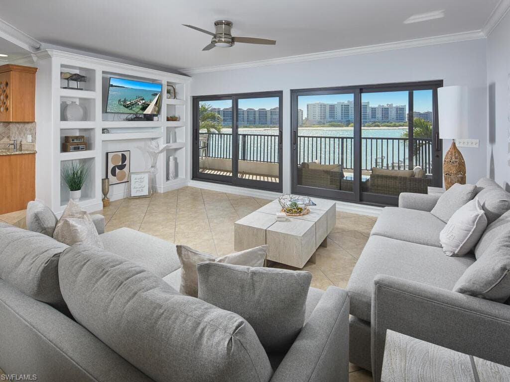 324 La Peninsula Blvd 324, Naples, FL 34113-6