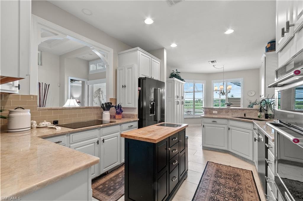 4919 Cerromar Dr, Naples, FL 34112-11