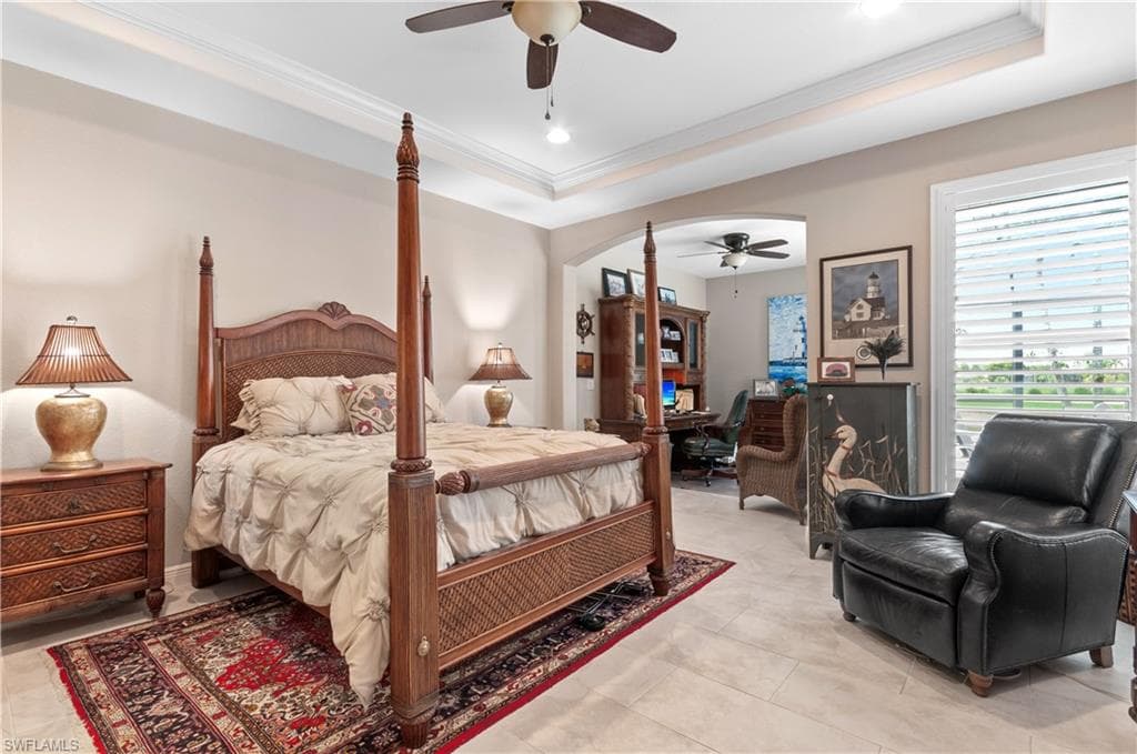 4919 Cerromar Dr, Naples, FL 34112-22