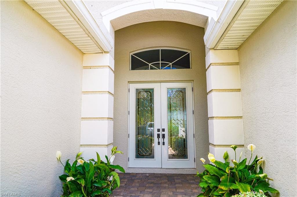 4919 Cerromar Dr, Naples, FL 34112-3